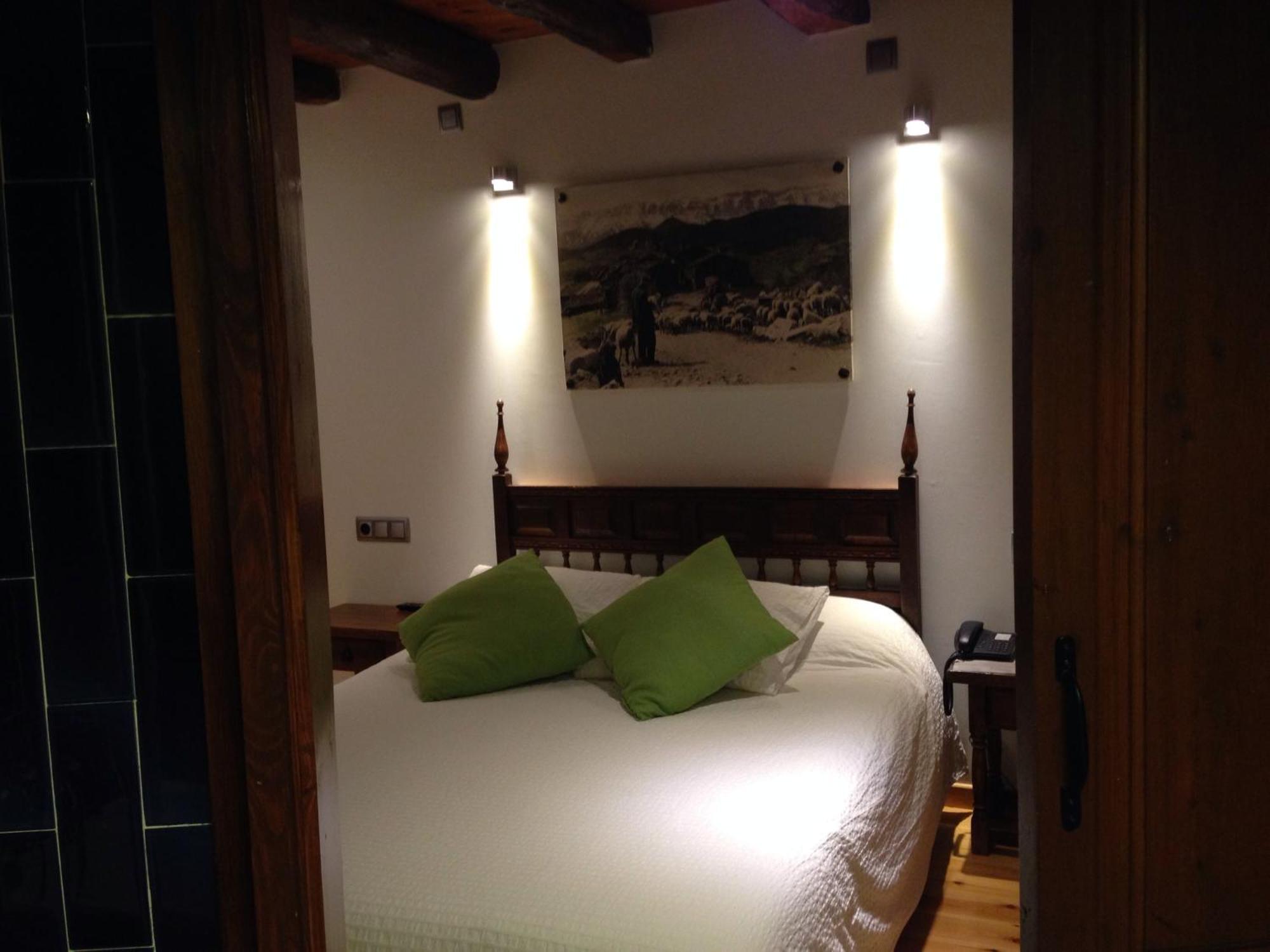 Hotel Can Borrell Meranges Δωμάτιο φωτογραφία