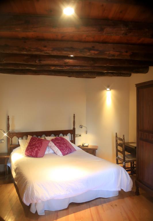 Hotel Can Borrell Meranges Εξωτερικό φωτογραφία